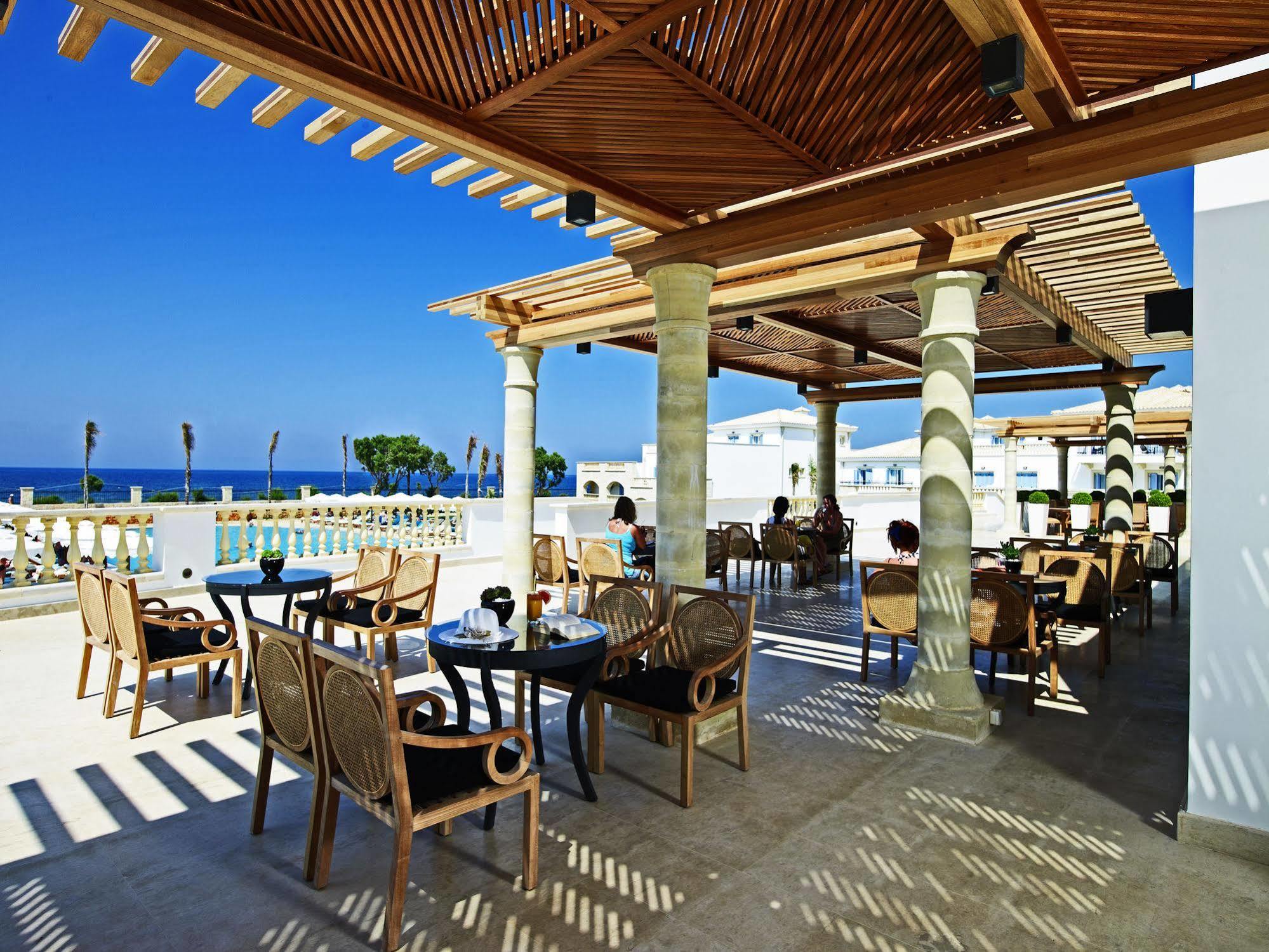 Mitsis Selection Laguna Херсонисос Екстериор снимка The restaurant at the hotel